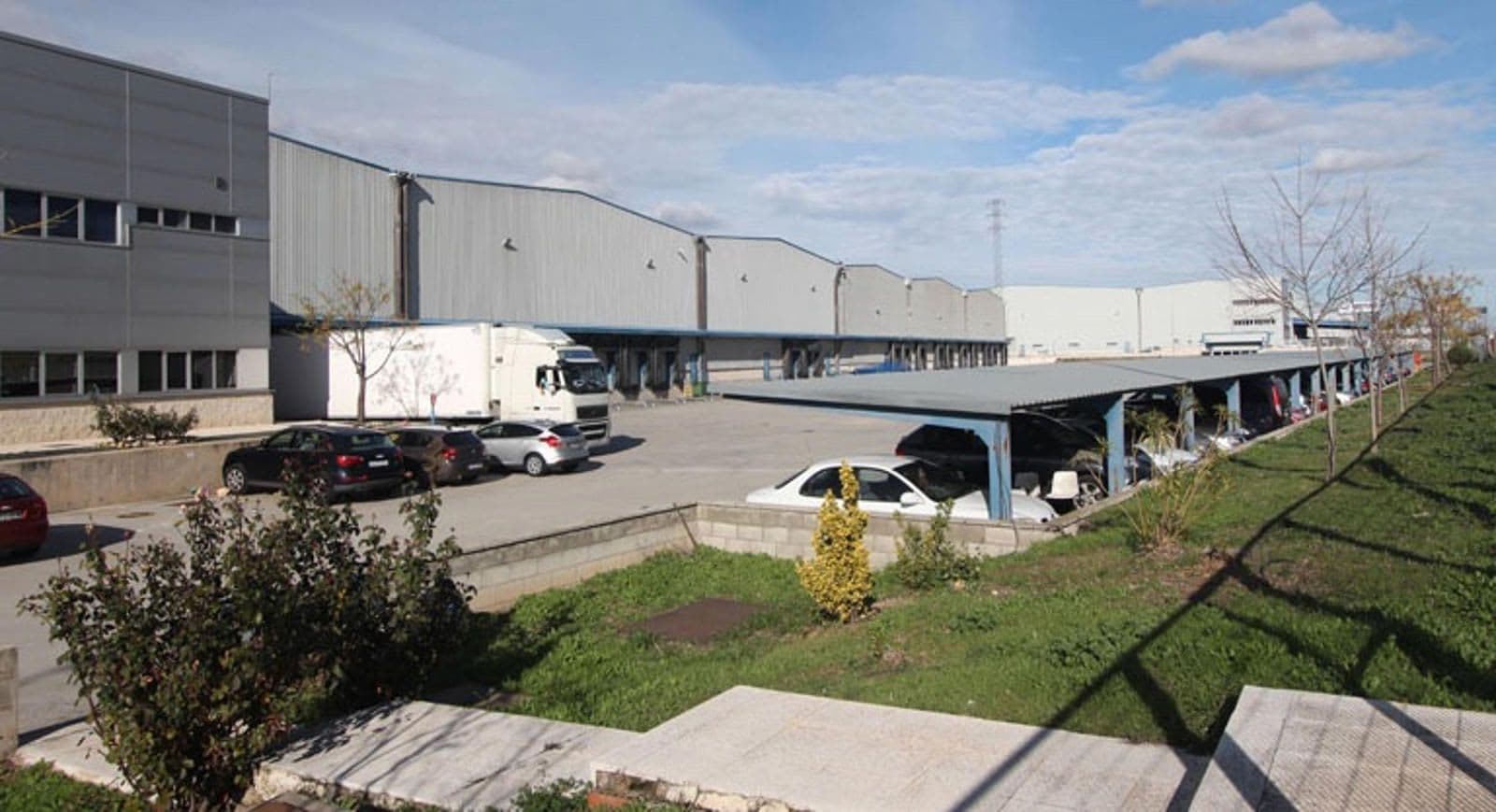 Nave logística en Alovera